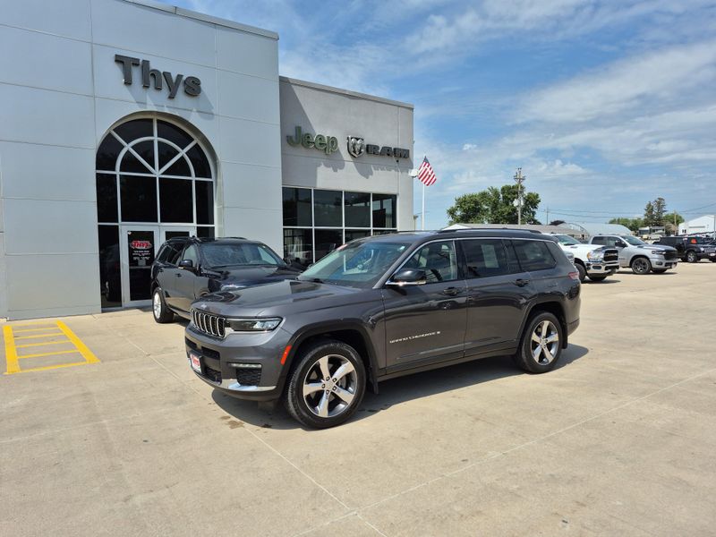 Used 2022 Jeep Grand Cherokee L LimitedImage 44