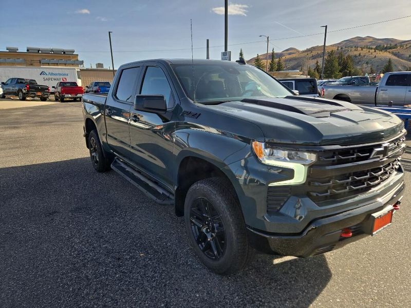 2026 Chevrolet Silverado LT Trail Boss photo 2