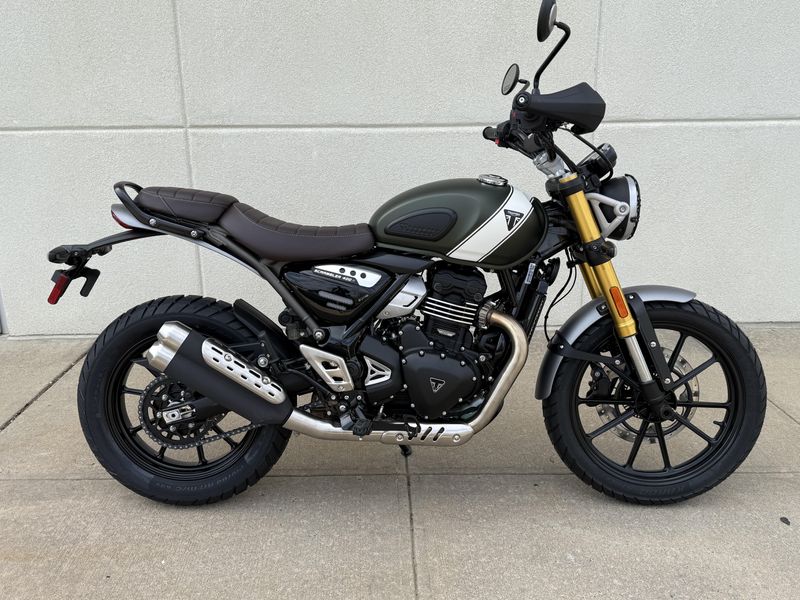 2025 Triumph SCRAMBLER 400 XImage 2