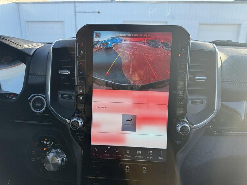 2025 RAM 1500 LaramieImage 23