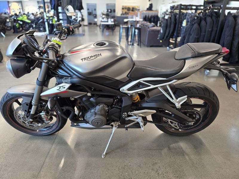 2018 Triumph STREET TRIPLE RS 