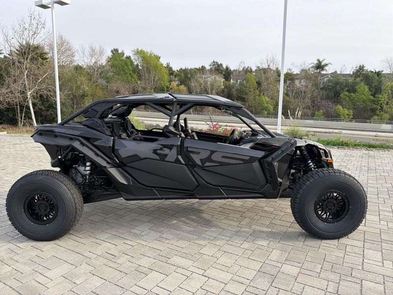 New 2025 Can-Am MAVERICK X3 MAX X RS TURBO RR SMART-SHOX Image 18