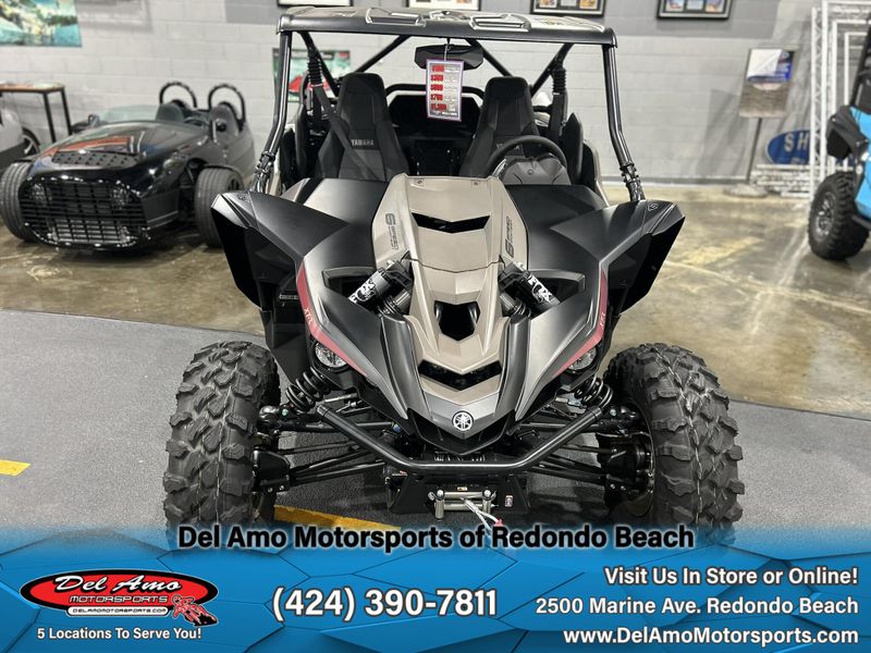 2024 Yamaha YXZ1000R EPS SS XT-RImage 7