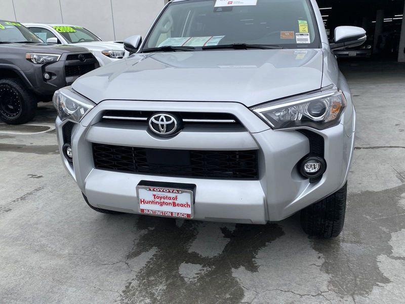 2023 Toyota 4Runner SR5 PremiumImage 9