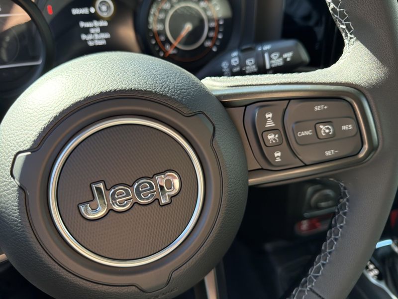 New 2026 Jeep Wrangler 4-door RubiconImage 23