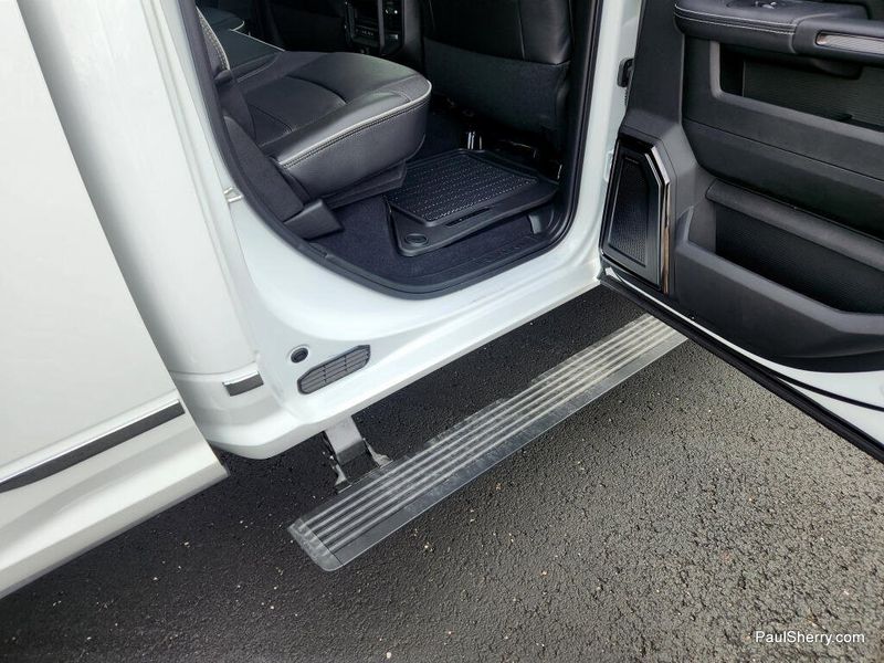 New 2026 RAM 2500 Limited Crew Cab 4x4 6'4' Box