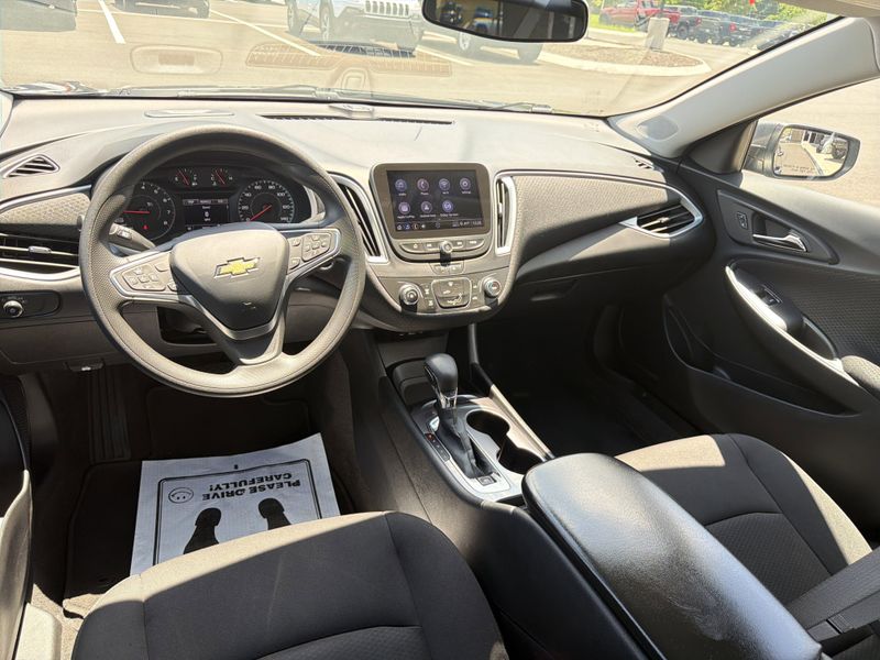 Used 2023 Chevrolet Malibu LSImage 30