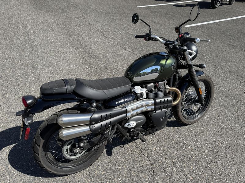 2023 Triumph Scrambler 900 - BROOKLANDS GREEN 