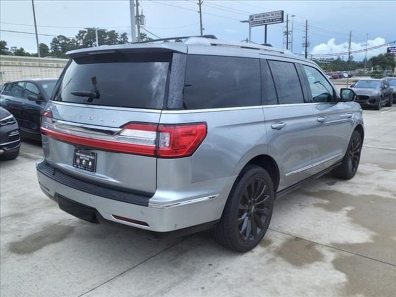 2020 Lincoln Navigator ReserveImage 10