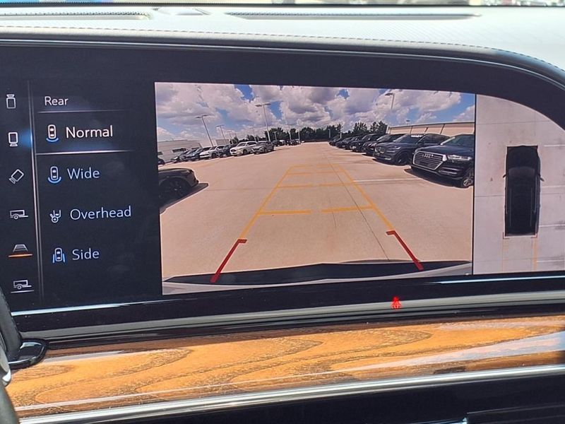 Used 2021 Cadillac Escalade ESV Sport PlatinumImage 8