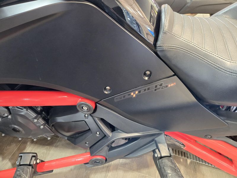 USED 2024 CAN-AM SPYDER F3-S Image 11