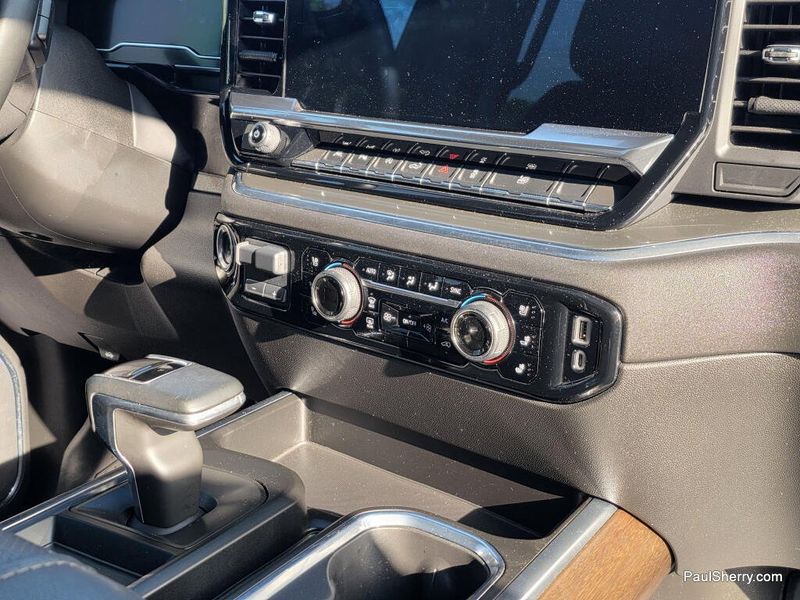 Used 2024 Chevrolet Silverado 1500 High Country