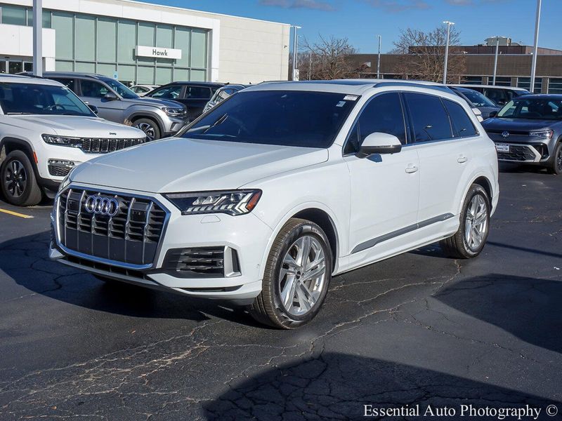 2023 Audi Q7 Premium 55 photo 2