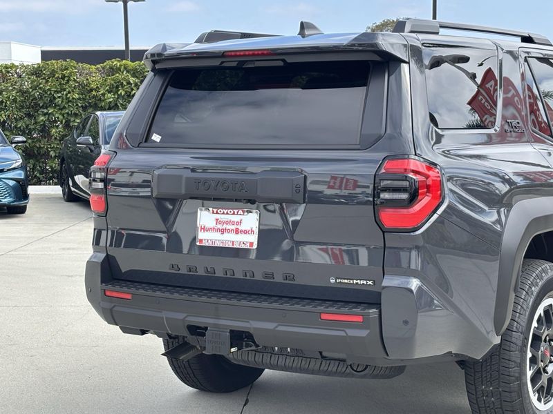 New 2025 Toyota 4Runner Hybrid TRD Off Road PremiumImage 4