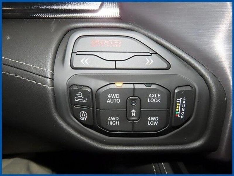 2025 RAM 1500 RHOImage 17