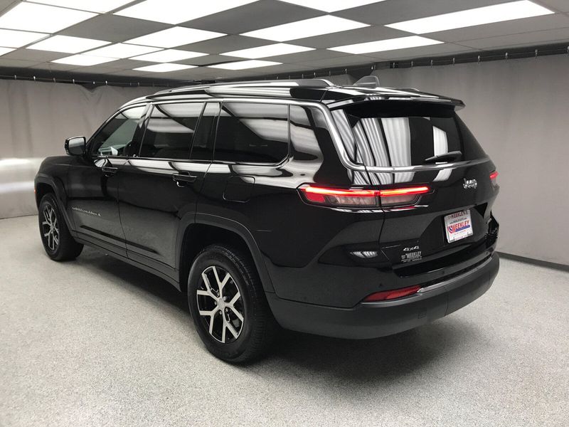 2023 Jeep Grand Cherokee L LimitedImage 11