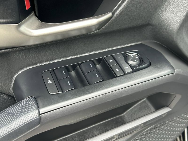 Used 2024 Toyota Tacoma TRD SportImage 19