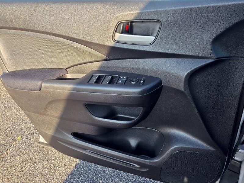 Used 2016 Honda CR-V LXImage 32