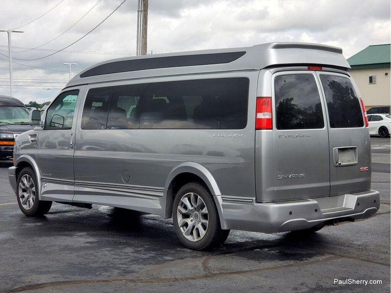 2022 GMC Savana Cargo Image 19
