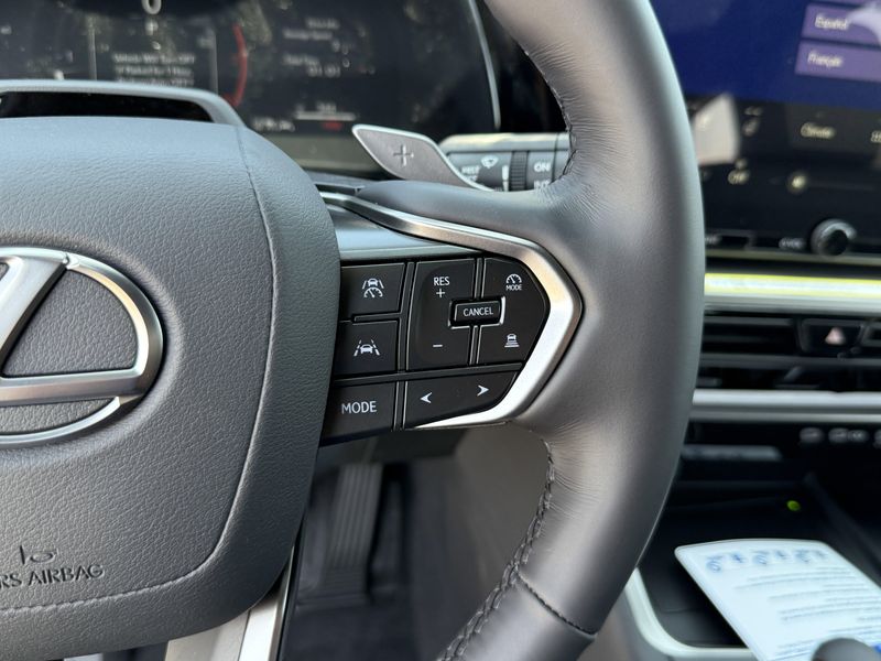 2025 Lexus TX Image 23
