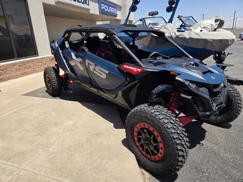 2025 Can-Am MAVERICK R MAX X RS 999T DCT DUSTY NAVY AND LEGION RED Image 3
