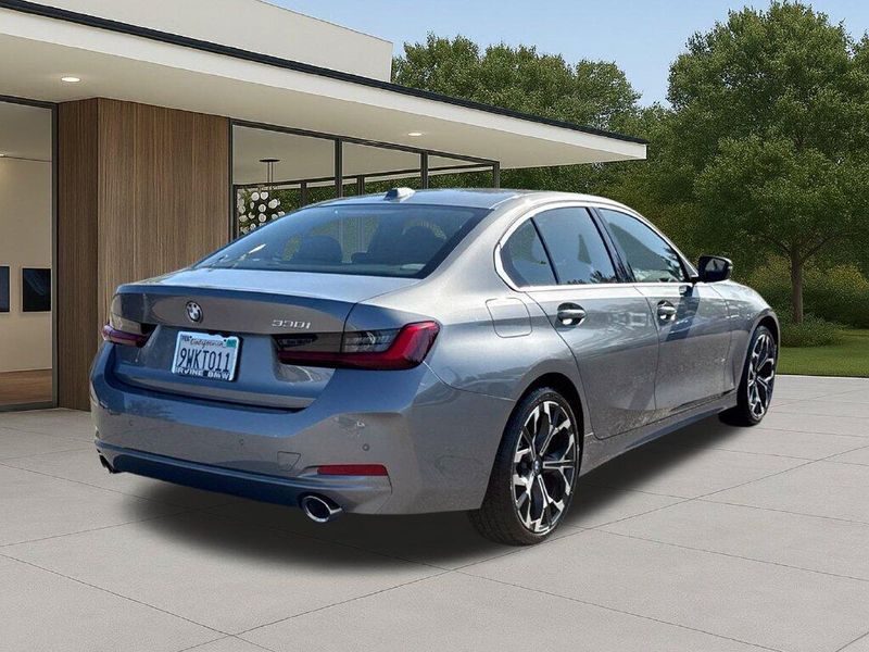 Used 2026 BMW 3 Series 330iImage 8