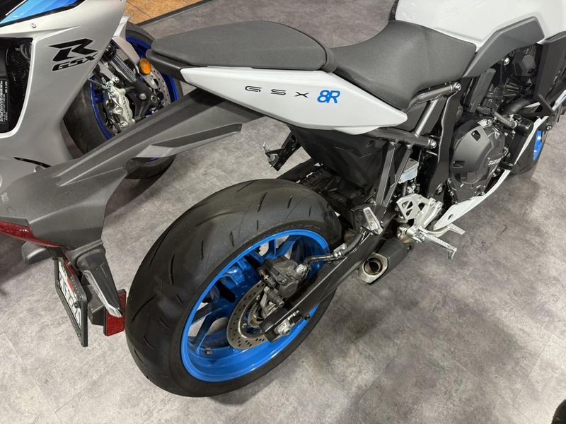 Used 2026 Suzuki GSX 8R Image 5