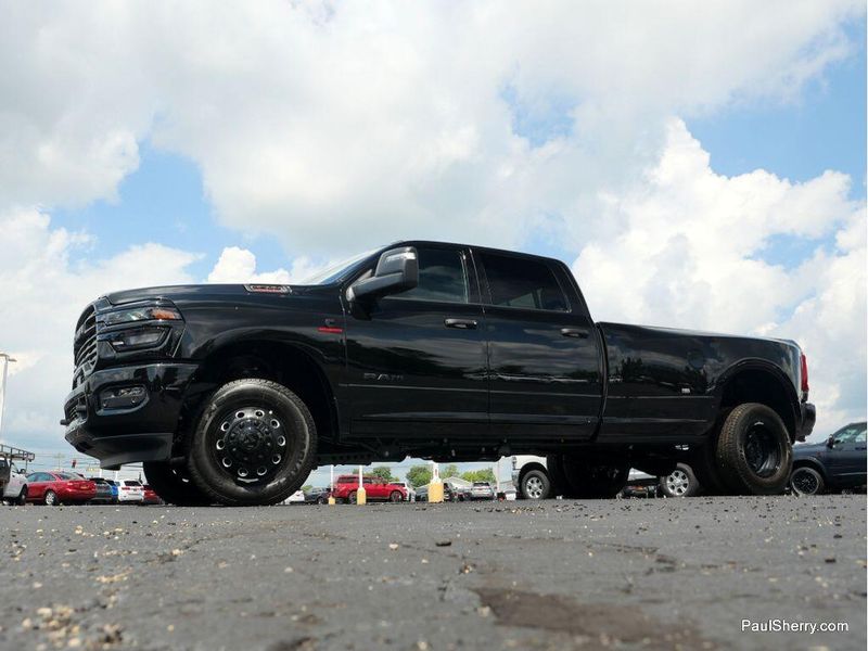 New 2025 RAM 3500 Big Horn Crew Cab 4x4 8