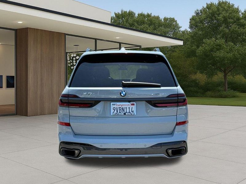Used 2026 BMW X7 xDrive40iImage 9