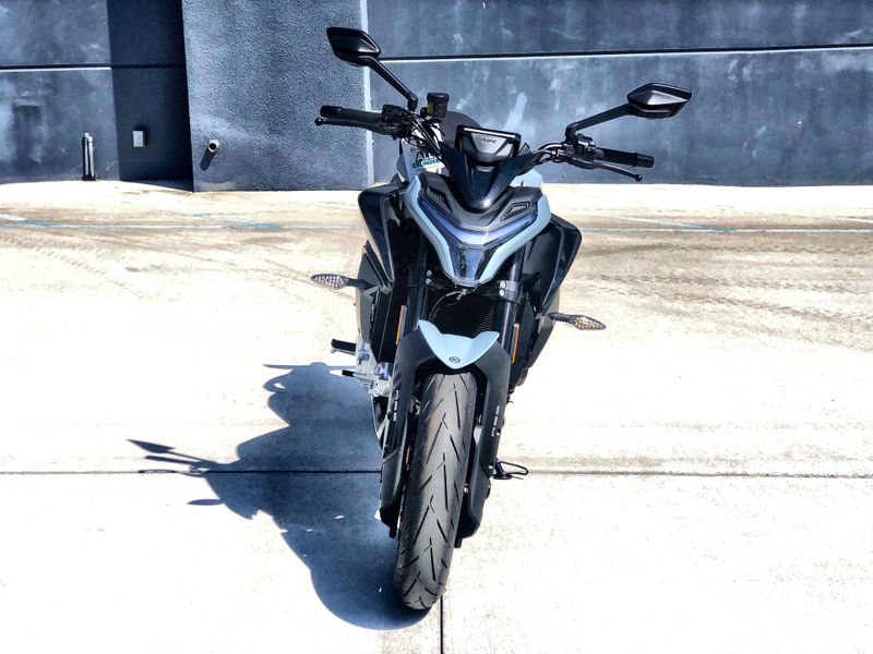 New 2026 CFMOTO 675NK Image 12