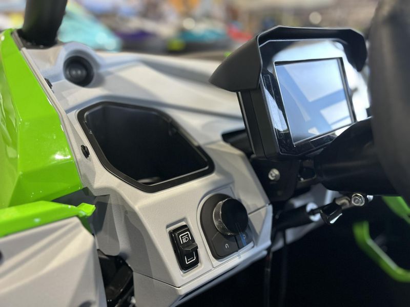New 2026 Kawasaki TERYX5 H2 DELUXE ES Image 25