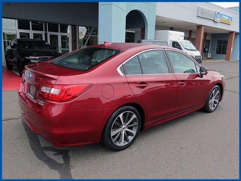 2017 Subaru Legacy 2.5iImage 7