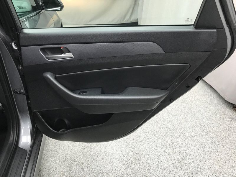 Used 2018 Hyundai Sonata SELImage 13