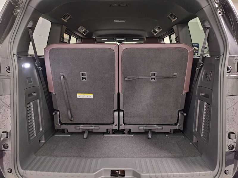 Used 2025 Volkswagen ID. Buzz Pro SImage 14