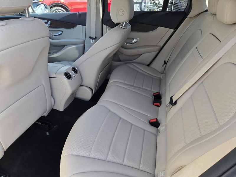 Used 2022 Mercedes-Benz GLC 300 SUV