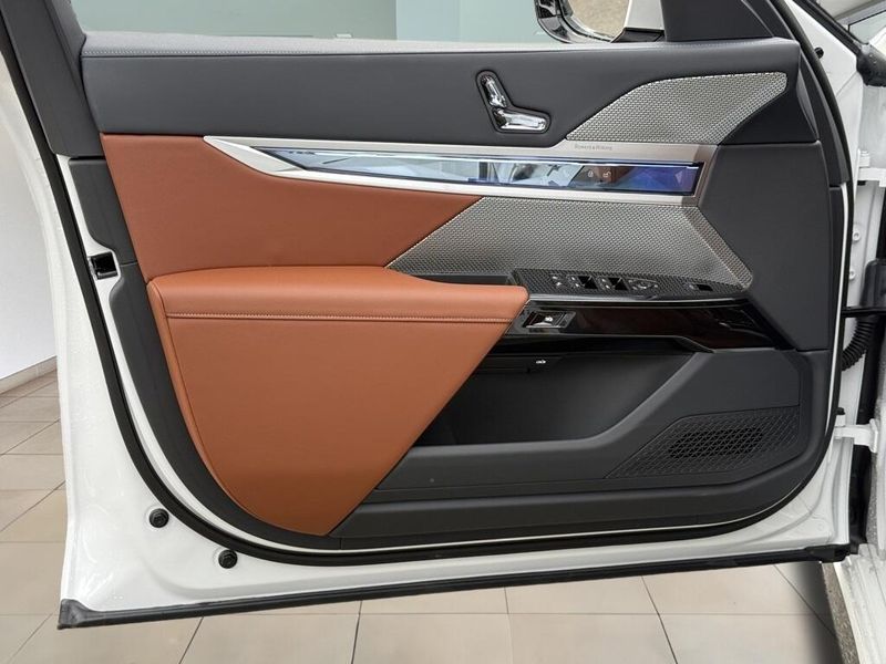 2025 BMW i7 eDrive50Image 17