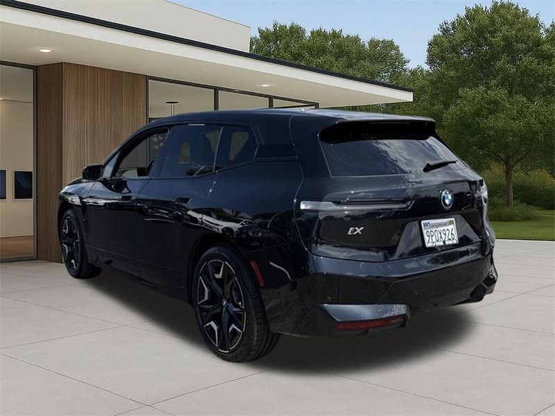 Used 2025 BMW iX xDrive50Image 8