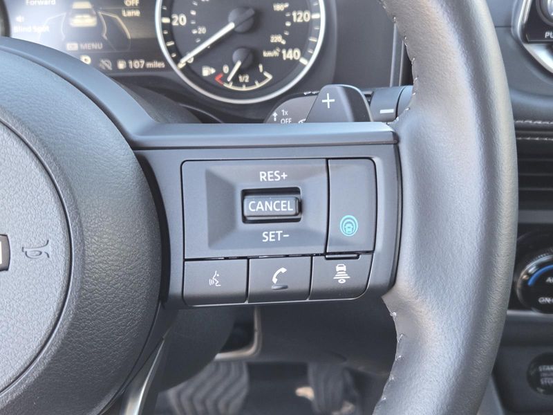 Used 2024 Nissan Rogue FWD SV