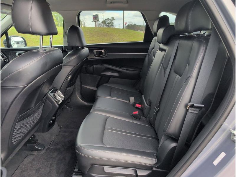 Used 2023 Kia Sorento SImage 31