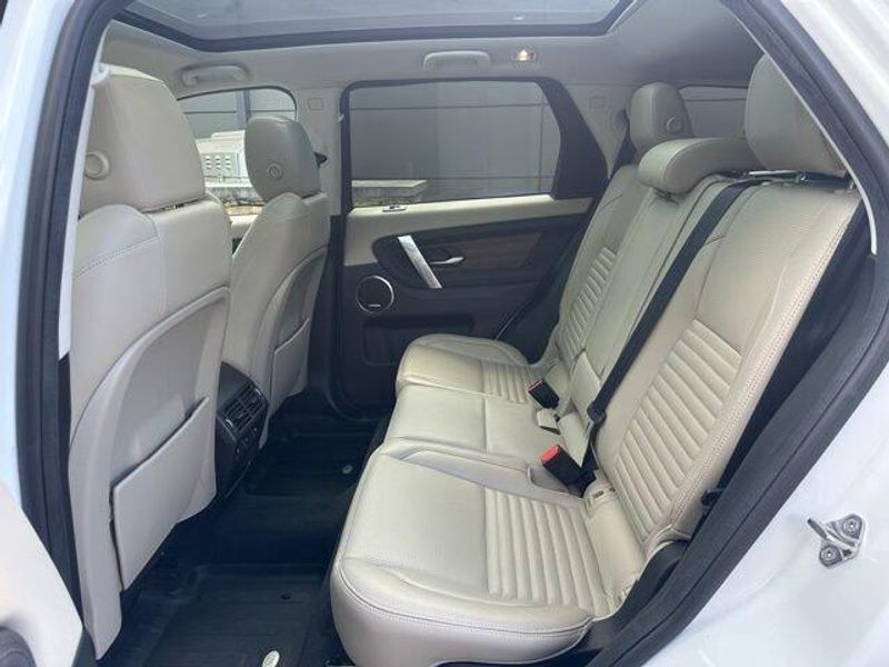 2020 Land Rover Discovery Sport SE