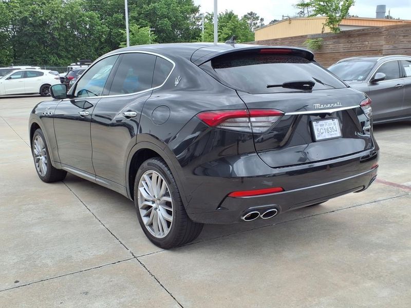 2022 Maserati Levante GTImage 2