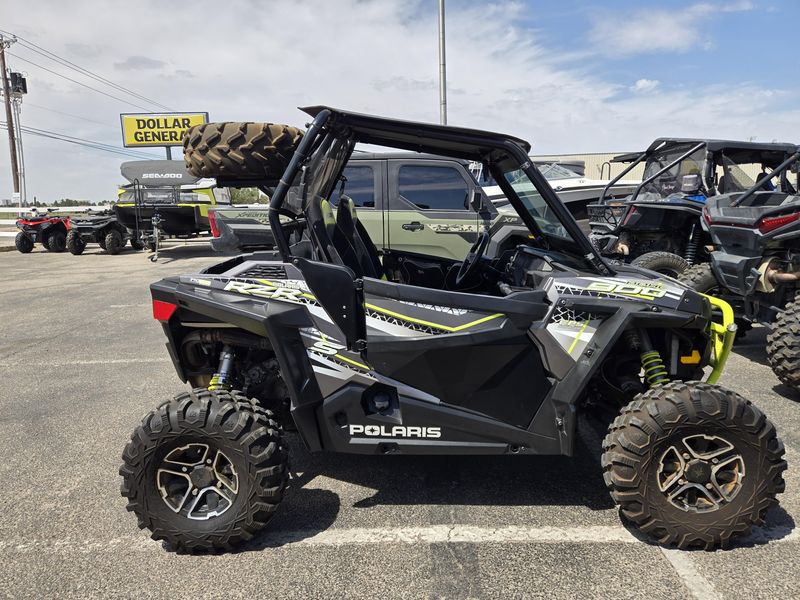 USED 2017 POLARIS RZR S 900 EPS Image 2