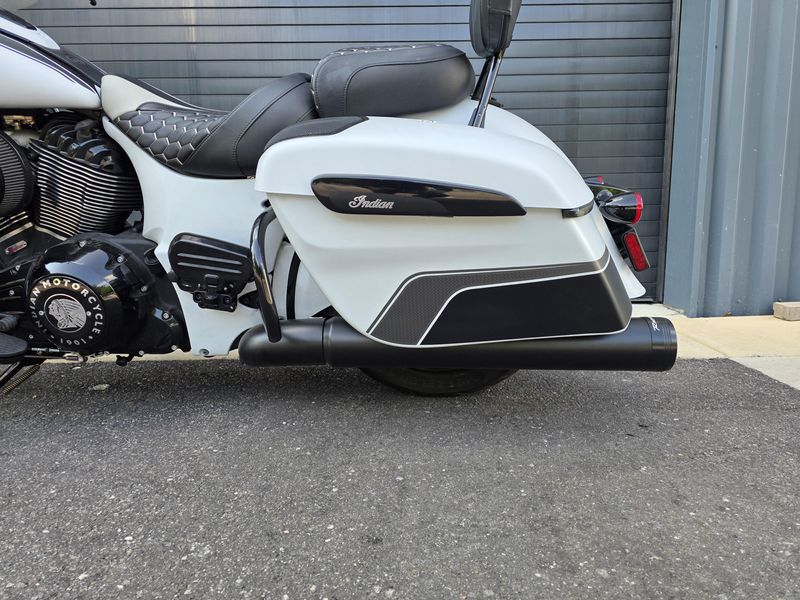 2024 Indian Motorcycle Chieftain Dark Horse