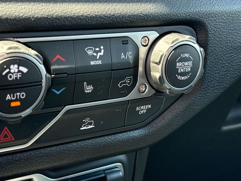 New 2026 Jeep Gladiator Sport S 4x4