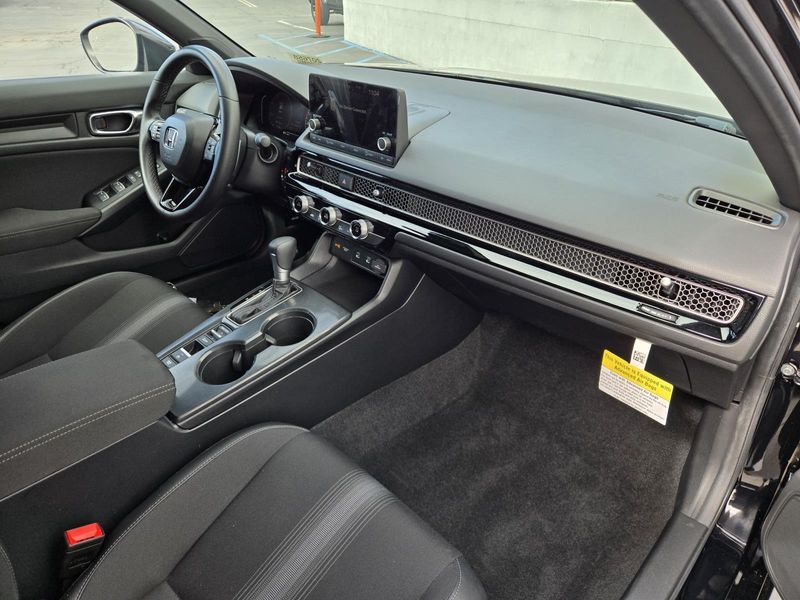 Used 2025 Honda Civic Sedan Sport CVT