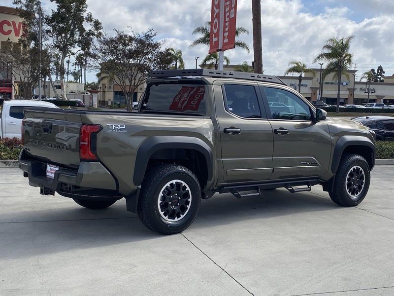 2024 Toyota Tacoma TRD Off RoadImage 3