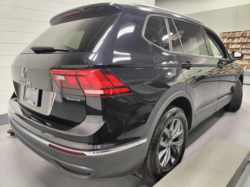 Used 2022 Volkswagen Tiguan SE 4-Motion AWDImage 8