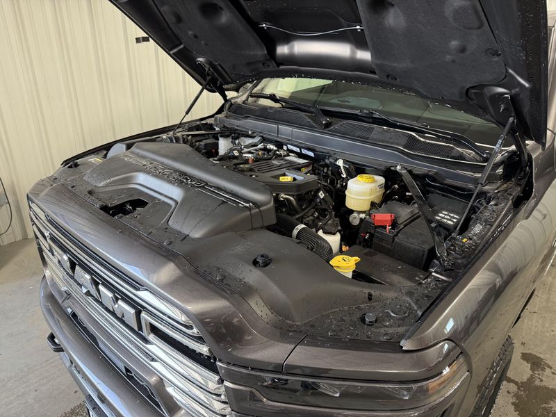 New 2026 RAM 2500 Laramie Crew Cab 4x4 6