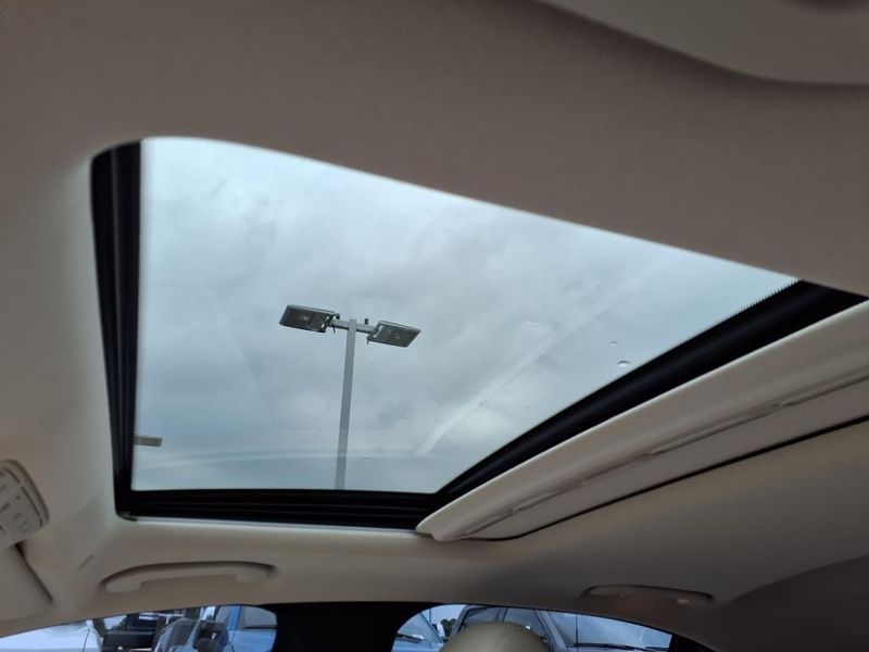 2018 Mercedes-Benz E 300 300Image 5