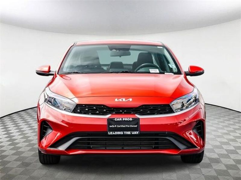 2024 Kia Forte LXSImage 3